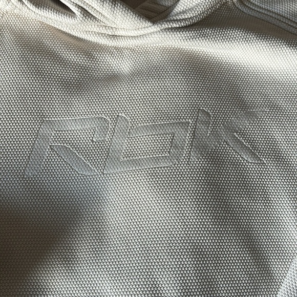 Reebok vintage hoodie cream fits like large - Picture 2 of 5